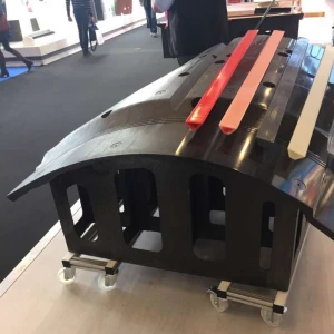 De ce produsele din fibră de carbon necesită matrițe personalizate?
