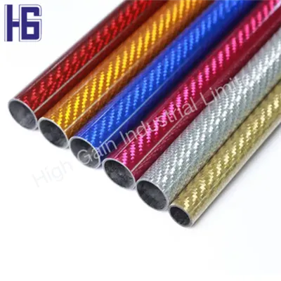 Tub de fibră de carbon colorată